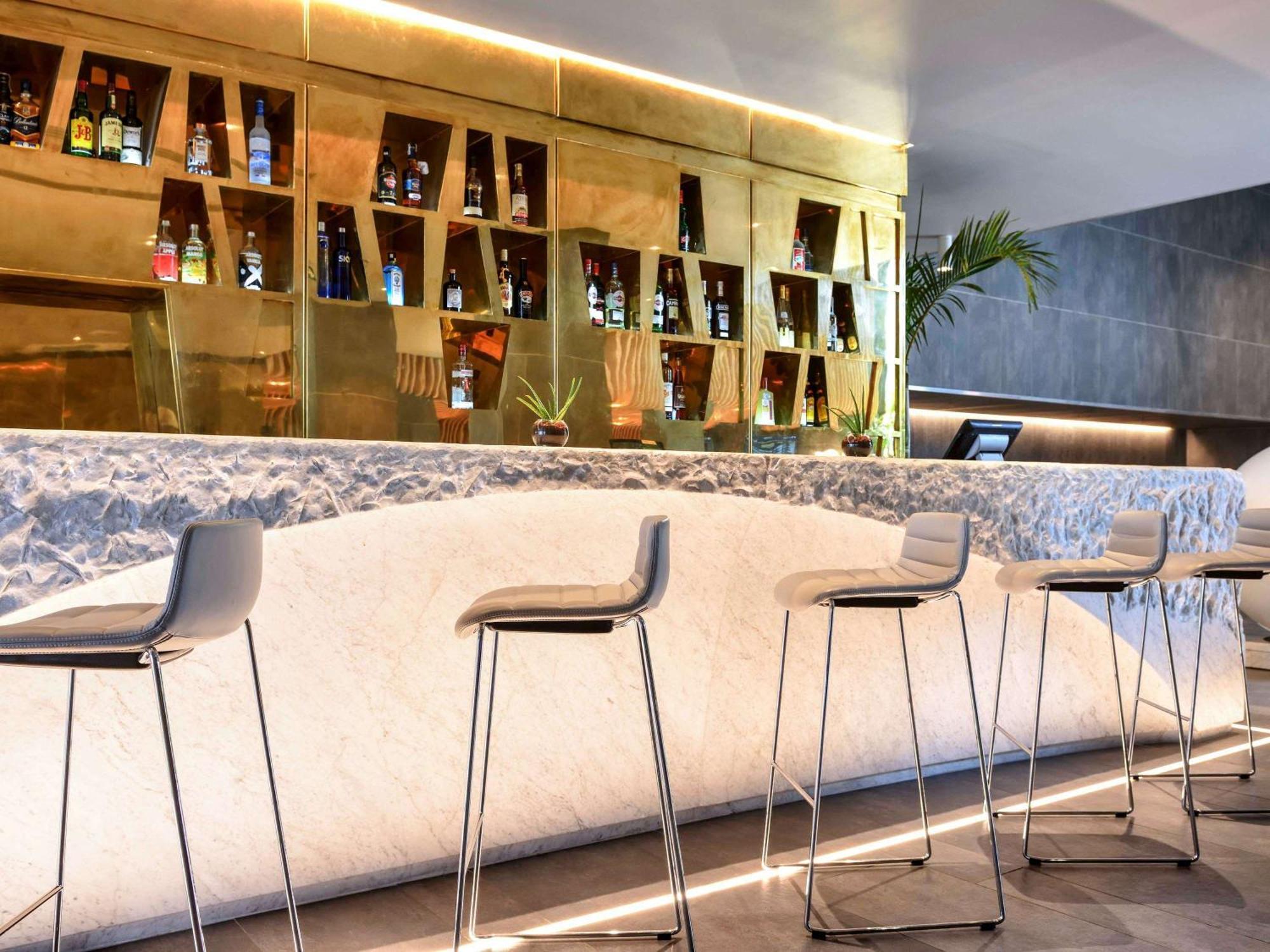 Pullman Abidjan Hotel Exterior photo