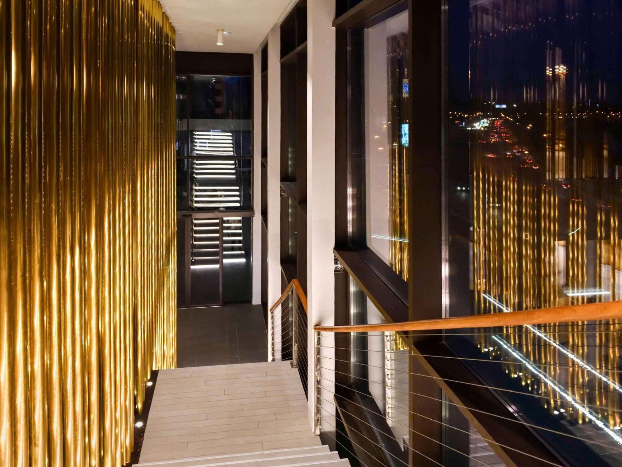 Pullman Abidjan Hotel Exterior photo