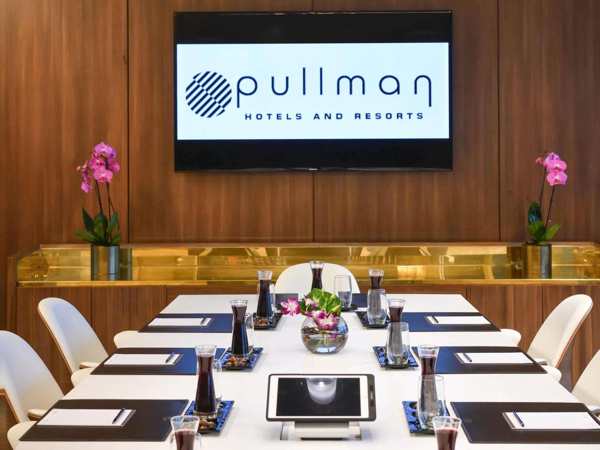 Pullman Abidjan Hotel Exterior photo